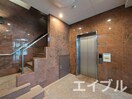 エントランス部分 リッシュ・アヴェニール