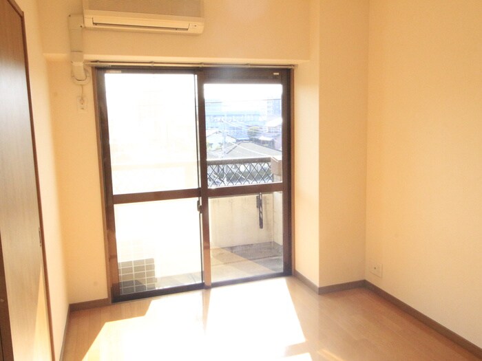 居室 リッシュ・アヴェニール