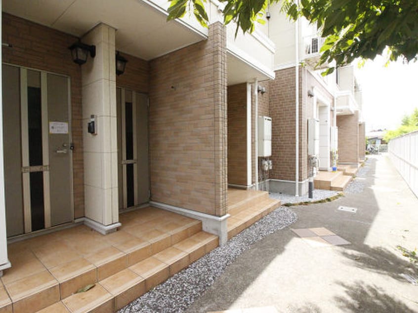 エントランス部分 ｓｕｎｌｉｔ・ｂａｌｍｙ