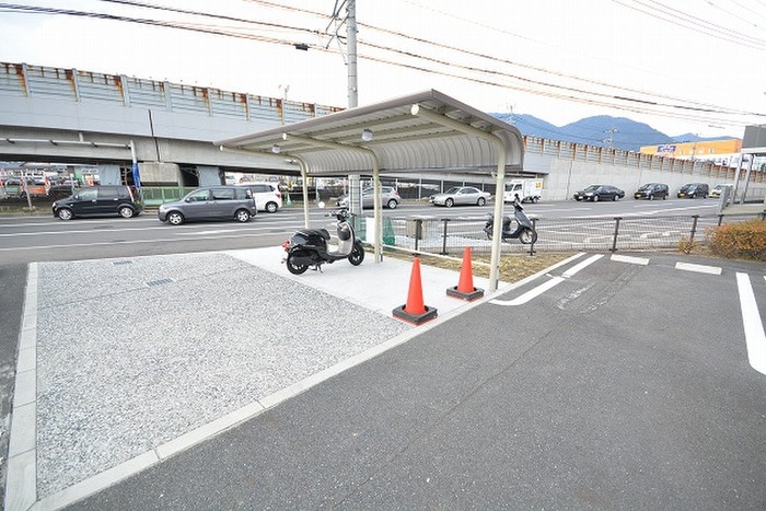 駐輪場 ツインズ葛原東Ｂ棟