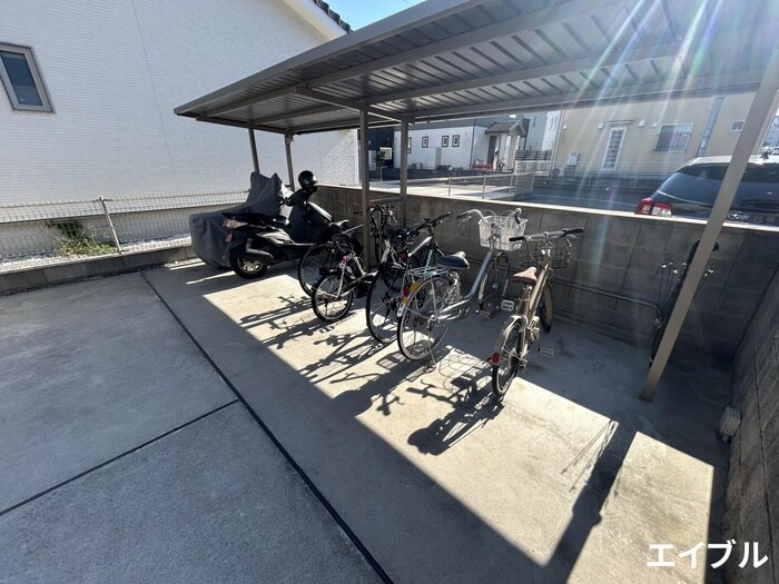 駐輪場 ガナール