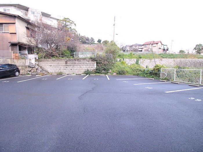 駐車場 マーベラス下到津