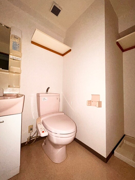 トイレ マーベラス下到津