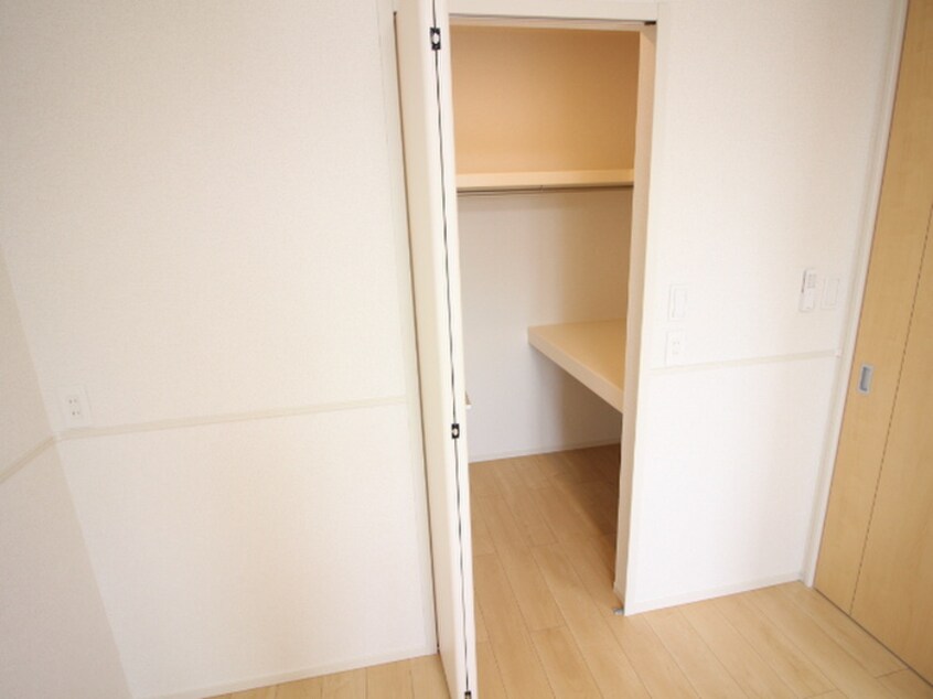収納 ボヌールKM　C棟