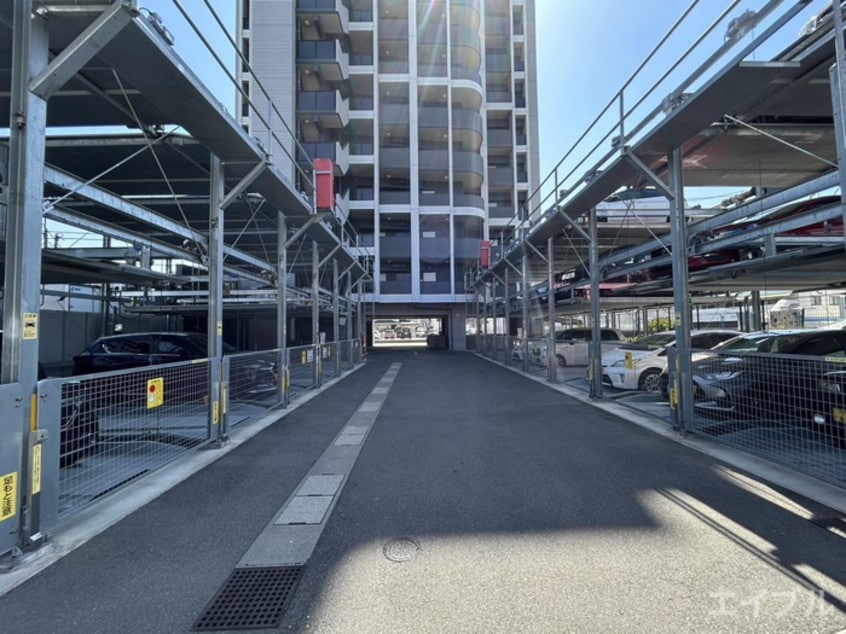 駐車場 レスポワ－ル