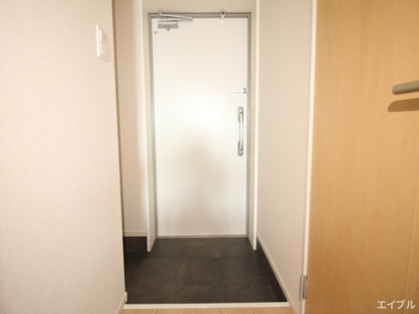 玄関 レスポワ－ル