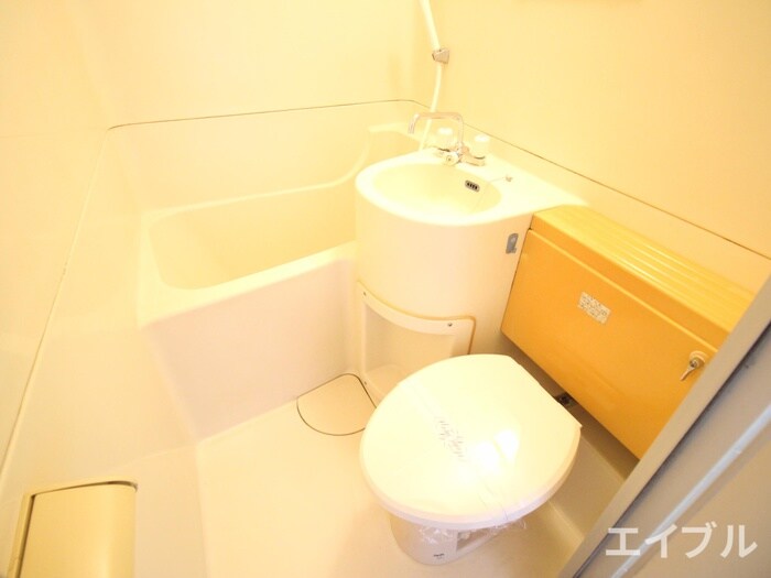 トイレ レジデンス連歌屋（106）