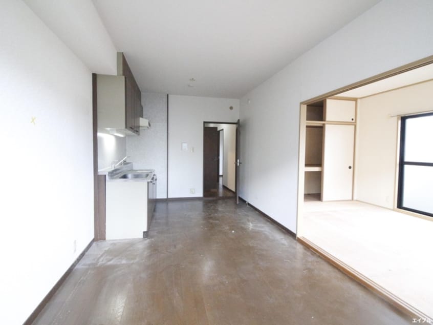 居室 クレセント下大利