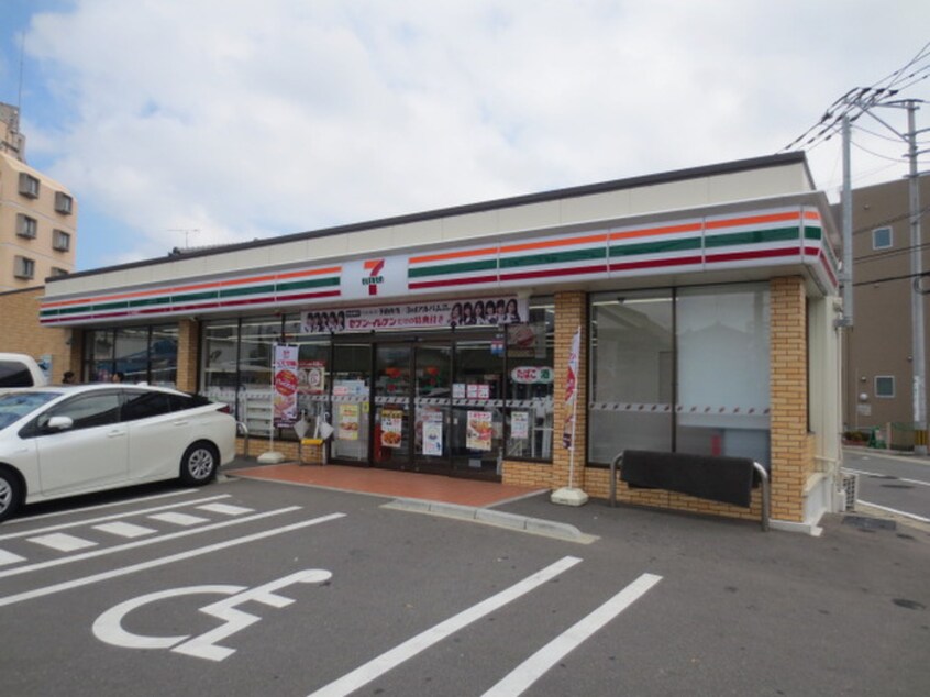 セブンイレブン(コンビニ)まで450m ヴィラージュ精華短大前