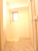 洗濯機置場 ルナ・リリオ