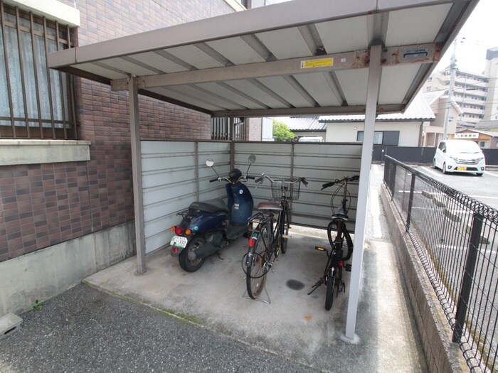 駐輪場 プレステージ陣原