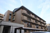 ロワイヤルシャト－