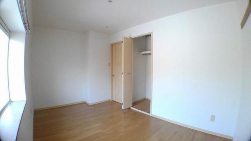 収納 ドエルパ－クⅢ