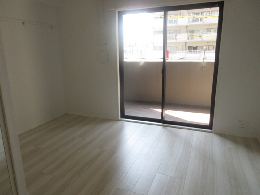 居室 ｴﾝｸﾚｽﾄﾍﾞｲｻｲﾄﾞ通り（221）