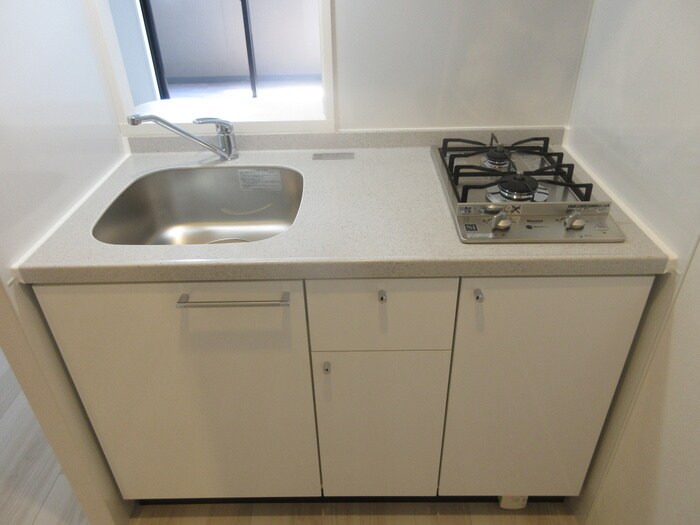 キッチン ｴﾝｸﾚｽﾄﾍﾞｲｻｲﾄﾞ通り（221）