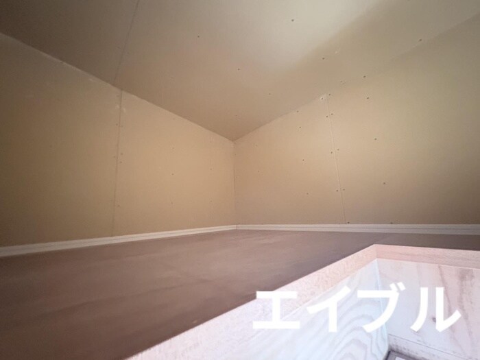 ロフト ラ・ヴィエルジュ武