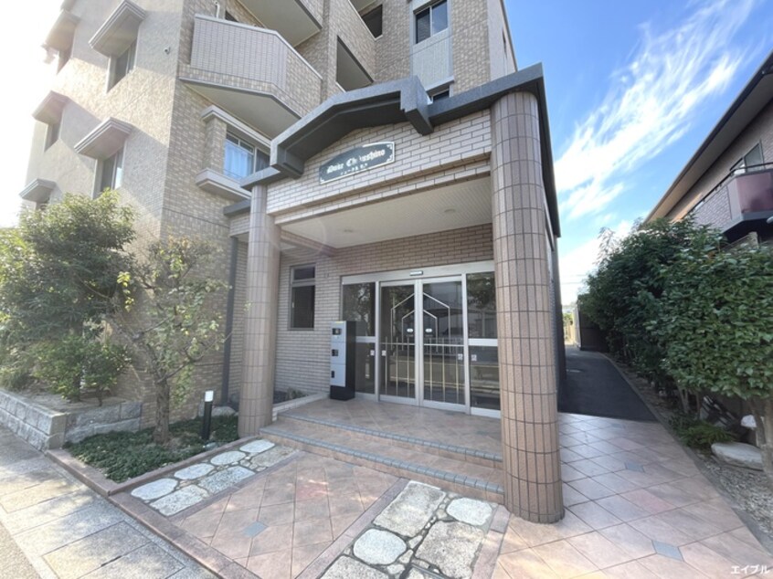 エントランス部分 デューク筑紫野