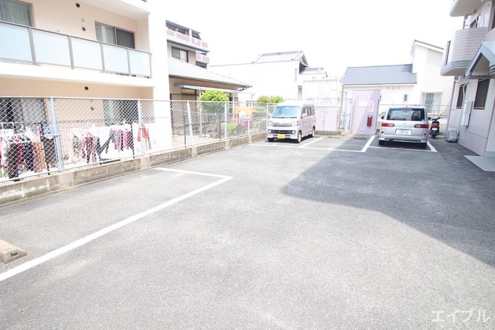 駐車場 ハイネス那珂川