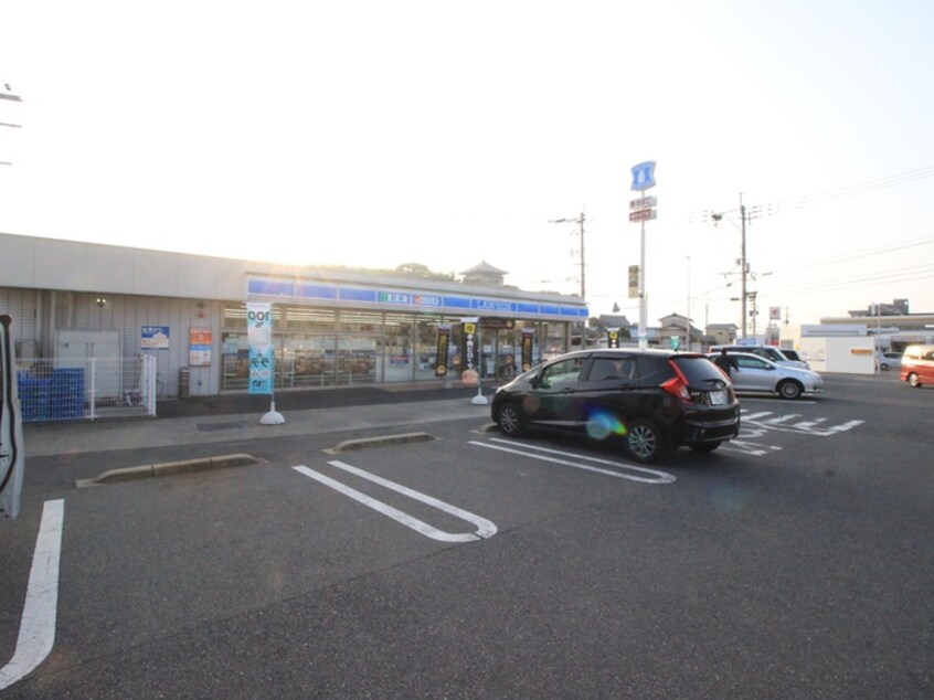 ローソン永犬丸東店(コンビニ)まで750m 岩崎コ－ポ