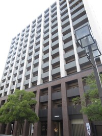 ｴﾝｸﾚｽﾄﾍﾞｲｻｲﾄﾞ通り（305）