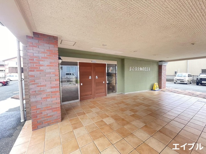 エントランス部分 ボリ・モゼⅡ