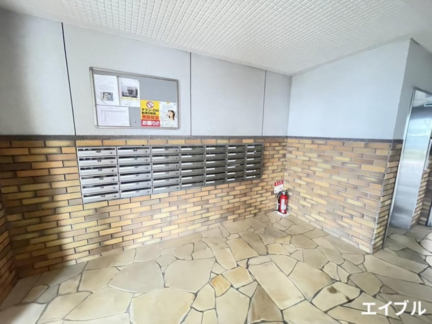 エントランス部分 ボリ・モゼⅡ