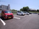 駐車場 D-room城野