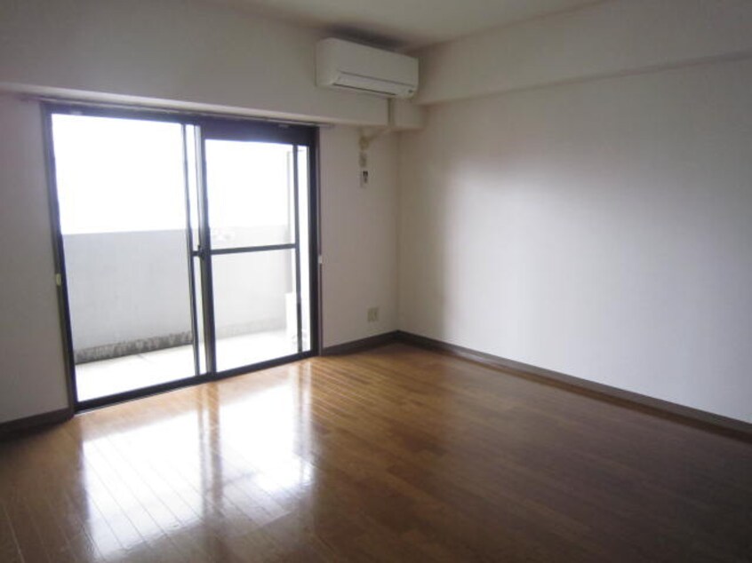 居室 クレシア２７