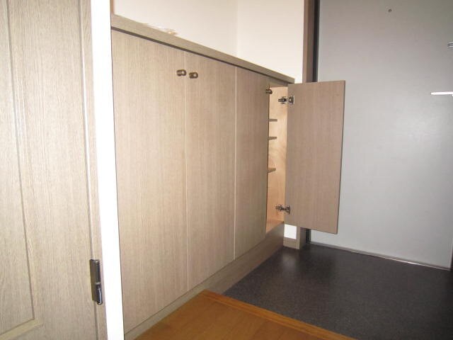 靴箱 クレシア２７