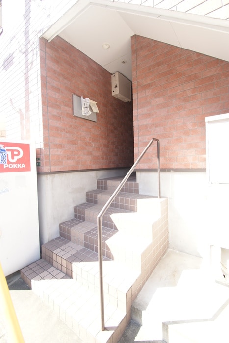 エントランス部分 ポラリス西新