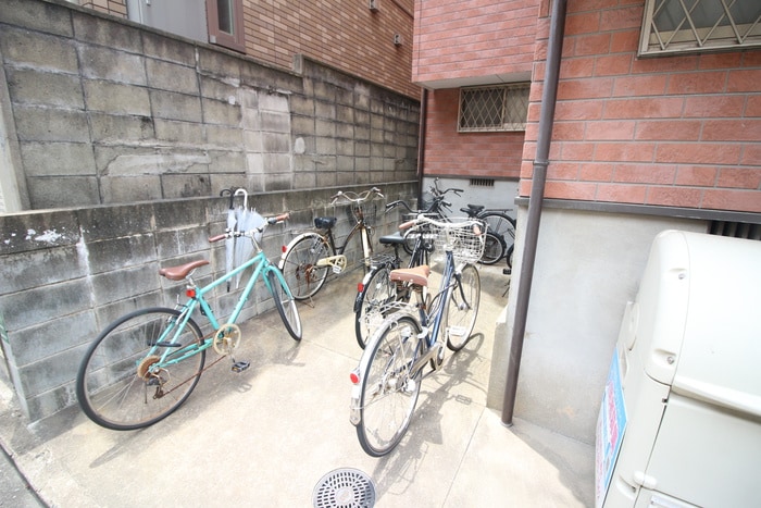 駐輪場 ポラリス西新