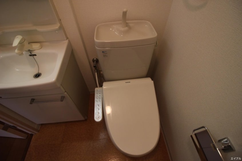 トイレ リファレンス博多駅前