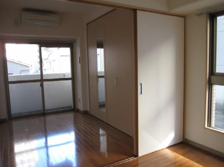 居室 リファレンス博多駅前