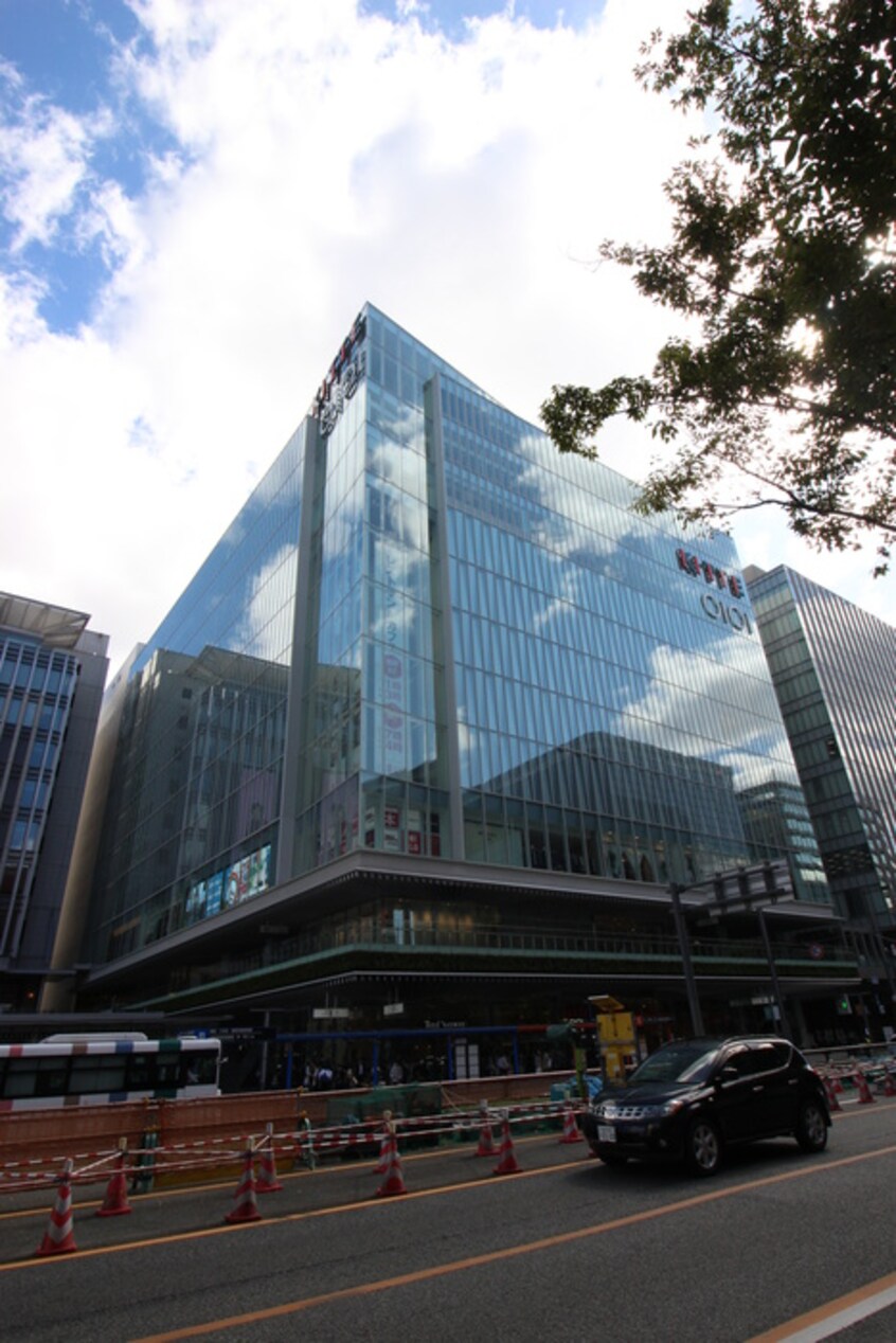 キッテ博多(デパート)まで600m リファレンス博多駅前