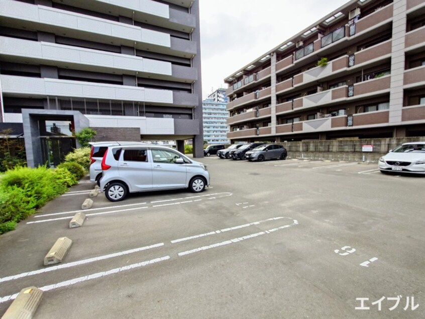 駐車場 ｴﾝｸﾚｽﾄ博多LIBERTY(1204)