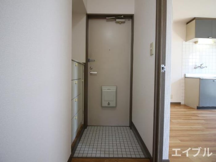 玄関 ルート浦園ⅥＡ棟