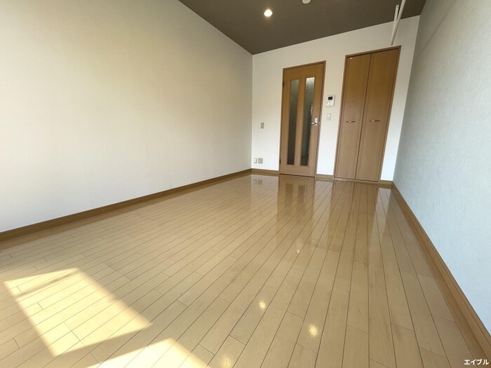 居室 セリバテール太宰府（2）