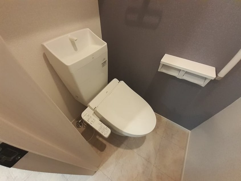 トイレ メゾン・ド・コリーヌ　伊川