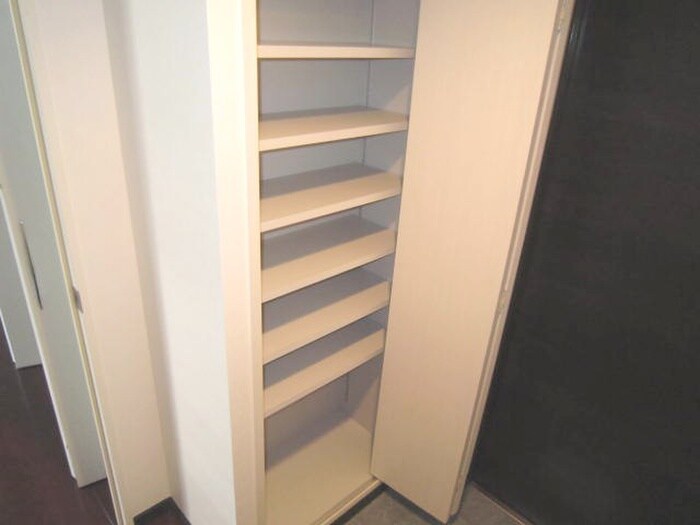 靴箱 エンクレスト薬院Ⅱ(601)