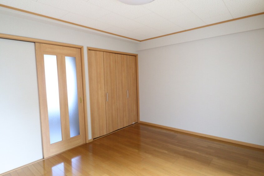 内観写真 クオリスR