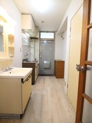 廊下 サンライフ和白東