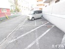 駐車場 ロイヤルハウス片江