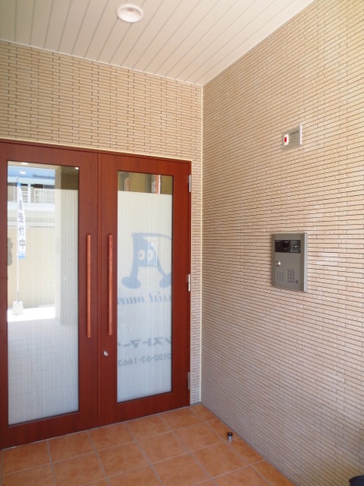 エントランス部分 レブリアント千代