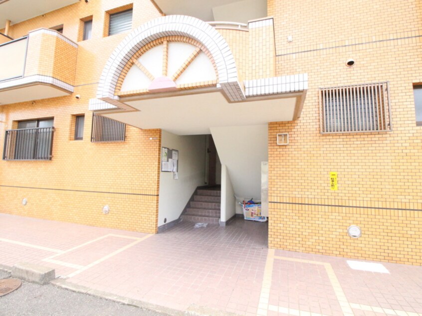 エントランス部分 ハイツ立川