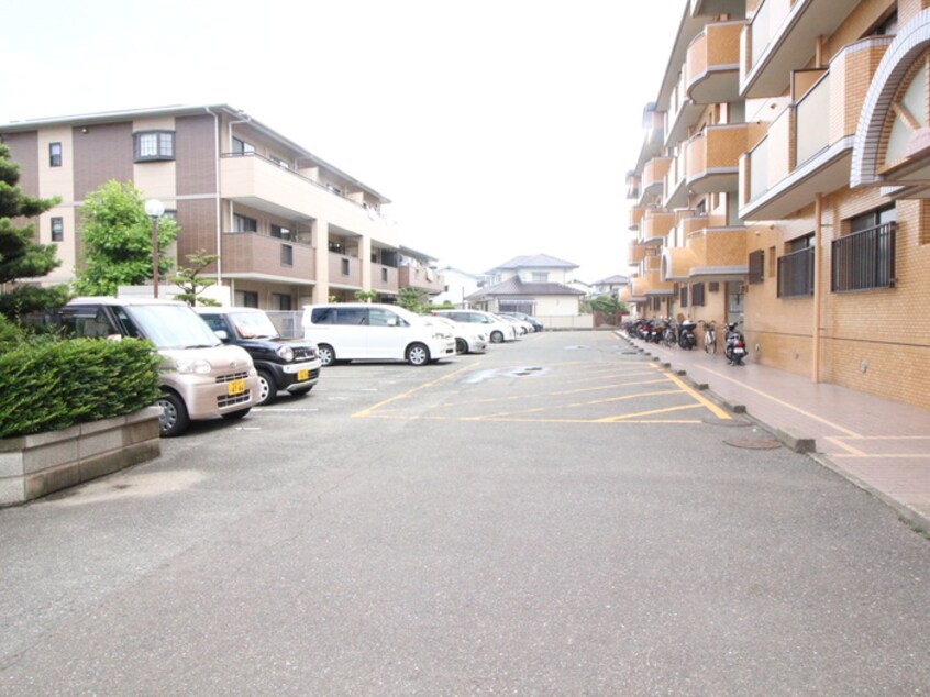 駐車場 ハイツ立川