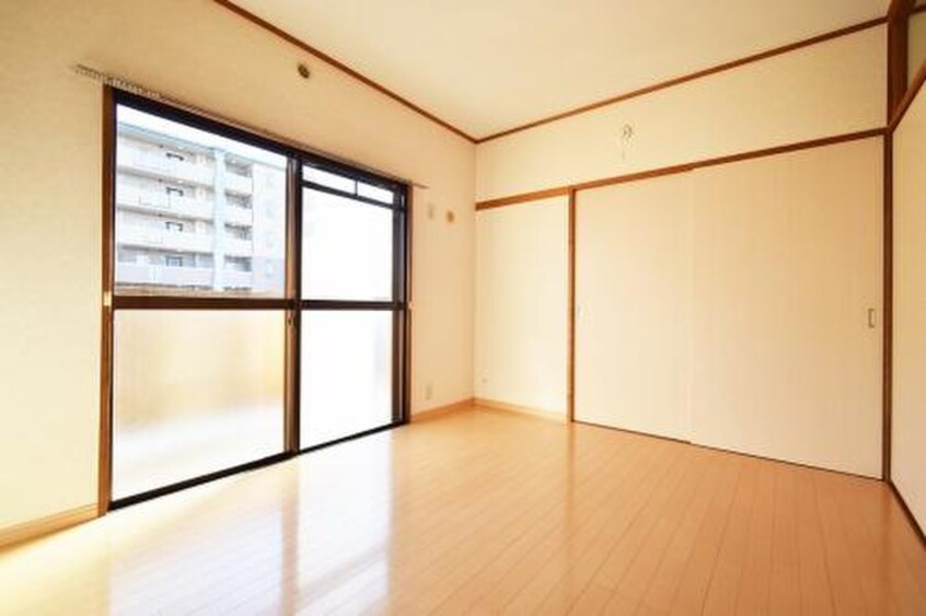 居室 ハイツ立川