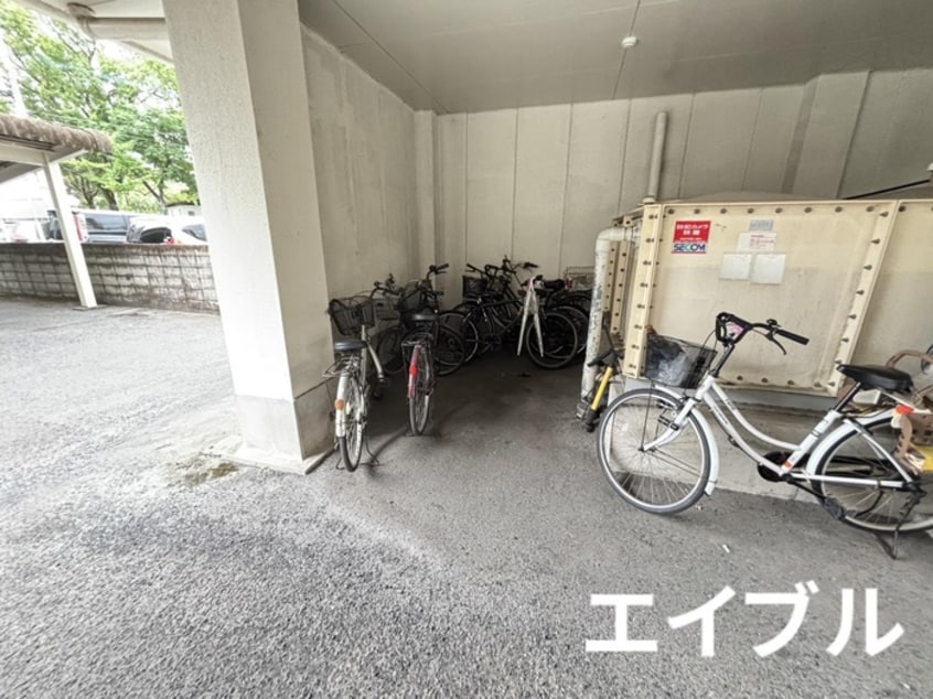 駐輪場 コーポ田中