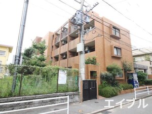 ロイヤルコンフォ－ト草香江