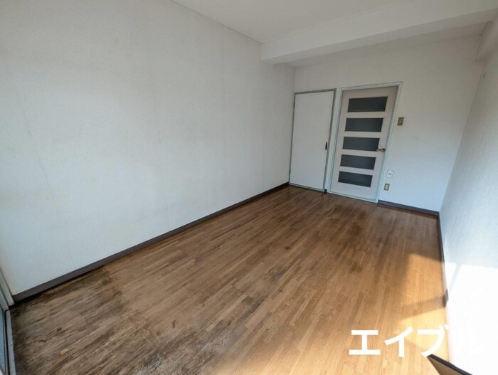 内観写真 ドエリング前田