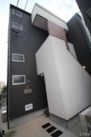 CB和白ソリエボの外観